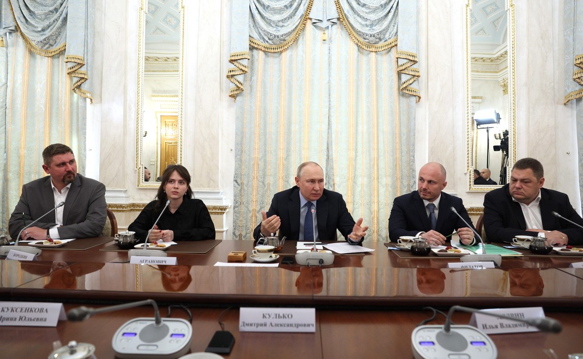 Путин рассказал, как РФ реагирует на преодоление «красных линий»
