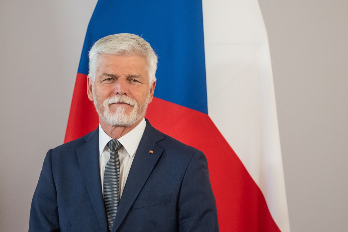 Президент Чехии Петр Павел призвал спецслужбы наблюдать за уехавшими россиянами 