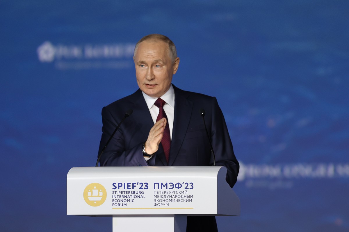Путин: партнёры «водили за нос» Россию, подписывая Минские соглашения 