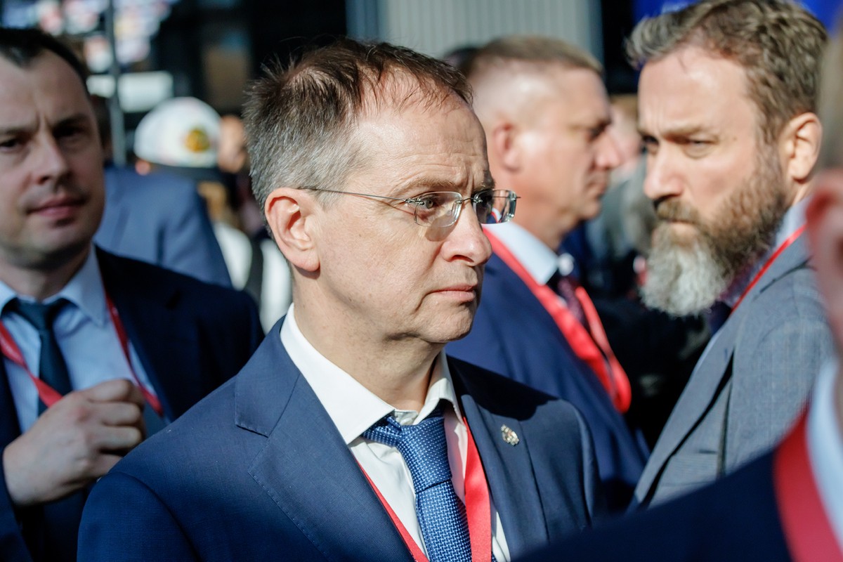Мединский поставил на место Японию после скандала с памятниками