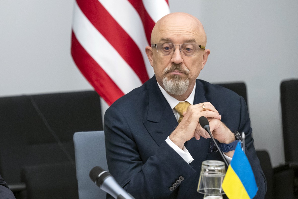 Зеленский отправил министра обороны Украины Алексея Резникова в отставку