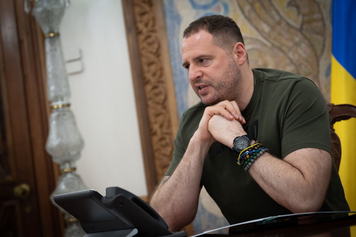 Глава офиса президента Украины Ермак заявил, что Киев надеется до конца года получить первые F-16