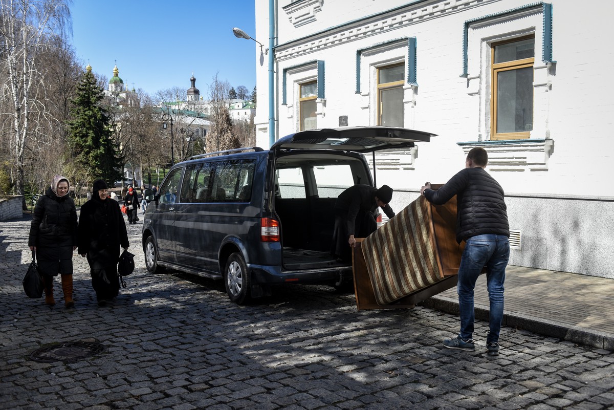 Депутаты ГД: Вывоз христианских ценностей из Киево-Печерской лавры в Европу – преступление