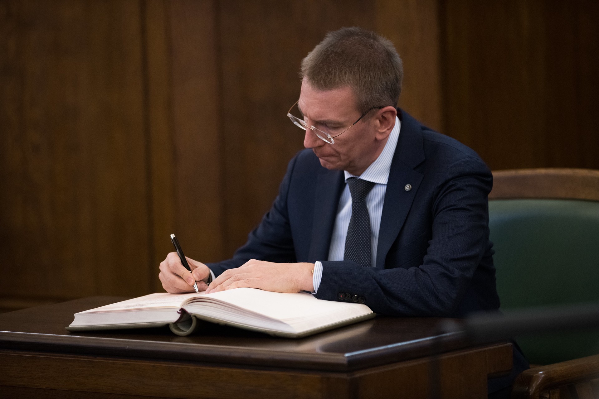 Ну ты и лидер: как президентом Латвии стал открытый гомосексуалист