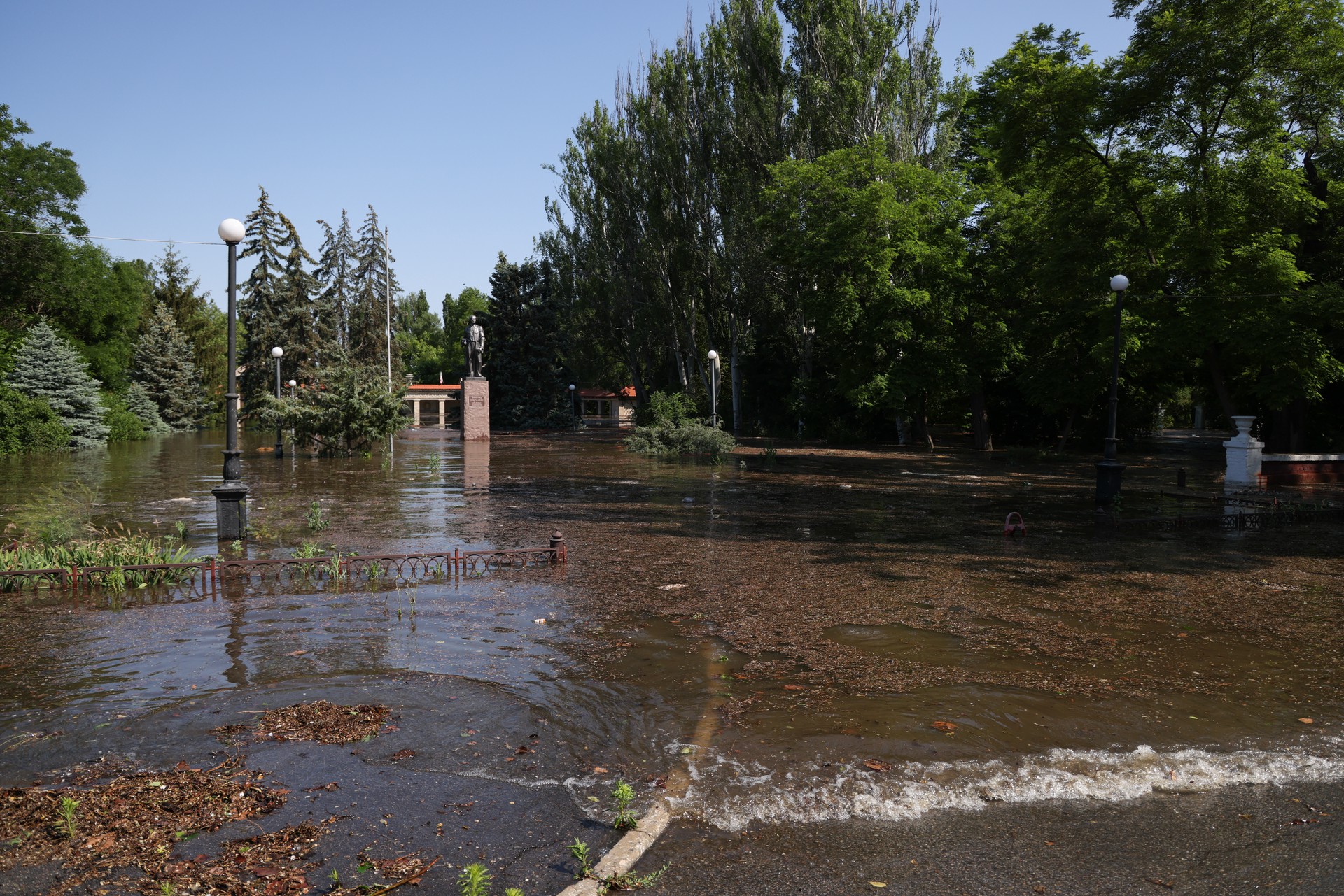 Леонтьев: вода прибывает в Новую Каховку, идёт эвакуация гражданских