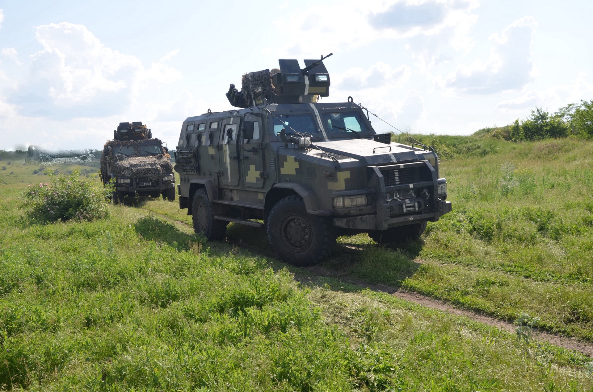 Военный эксперт: Киев может бросить в наступление резервы, но потери ВСУ будут еще больше