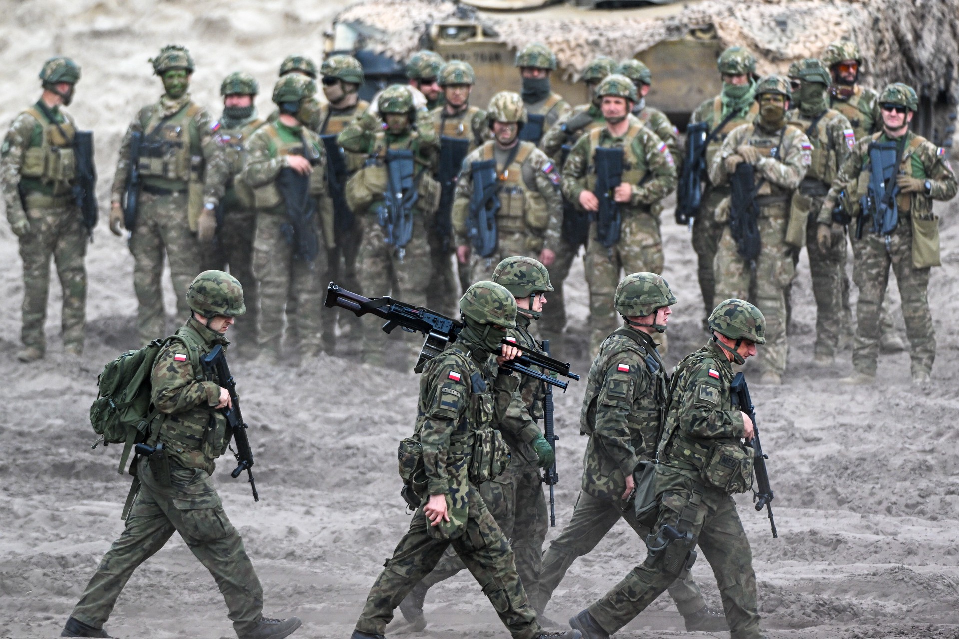 Военный эксперт: Польша останется наедине с Россией, если введёт войска на Украину