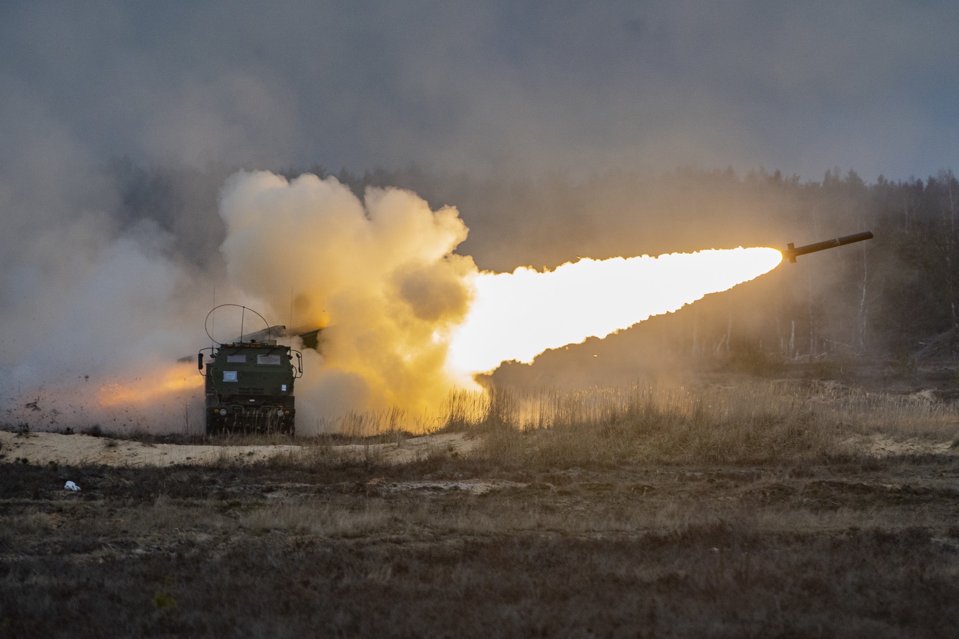ВСУ обстреляли центр Горловки ракетами HIMARS