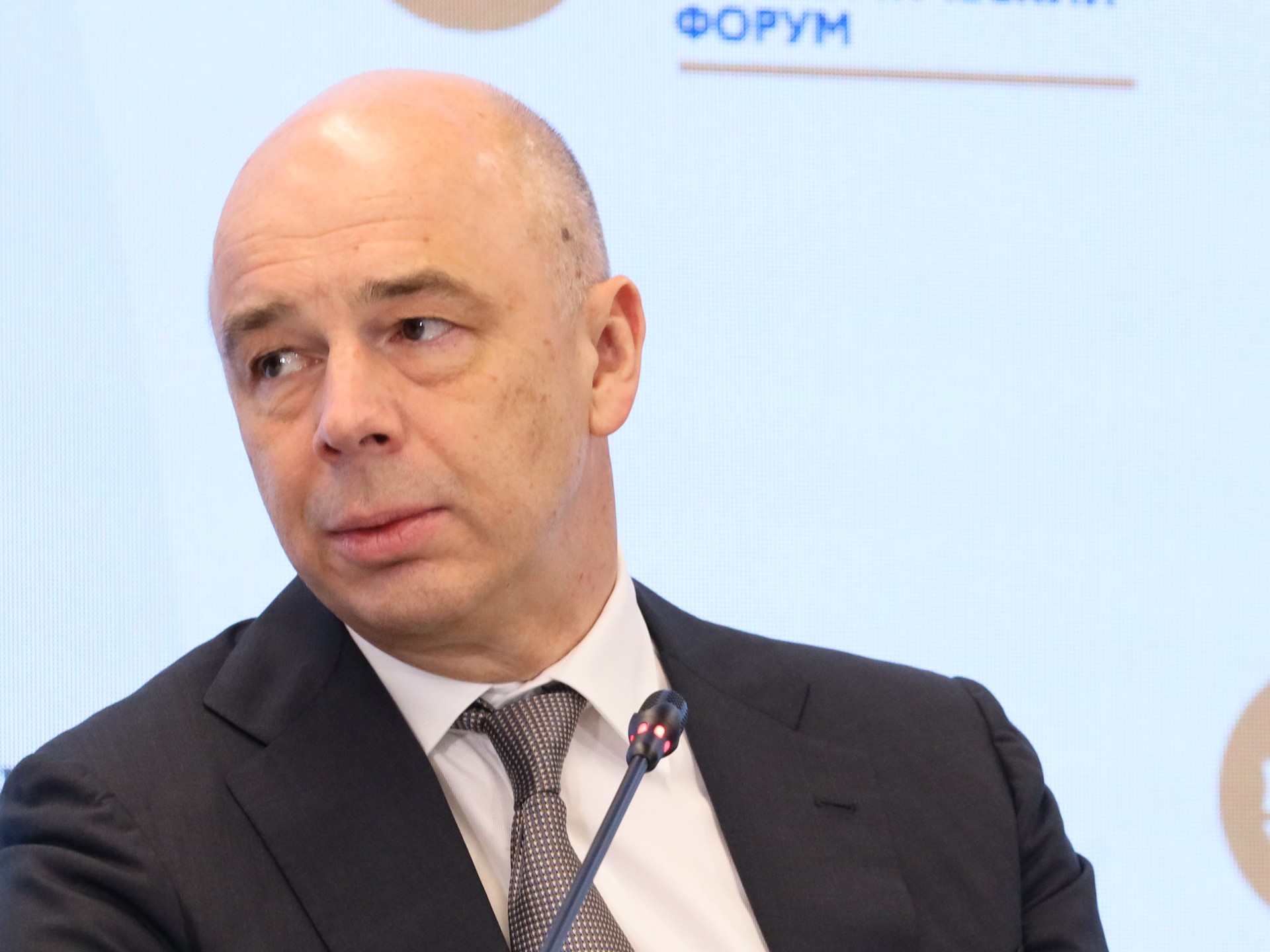 Силуанов: Инфляция в России по итогам года будет около 6%
