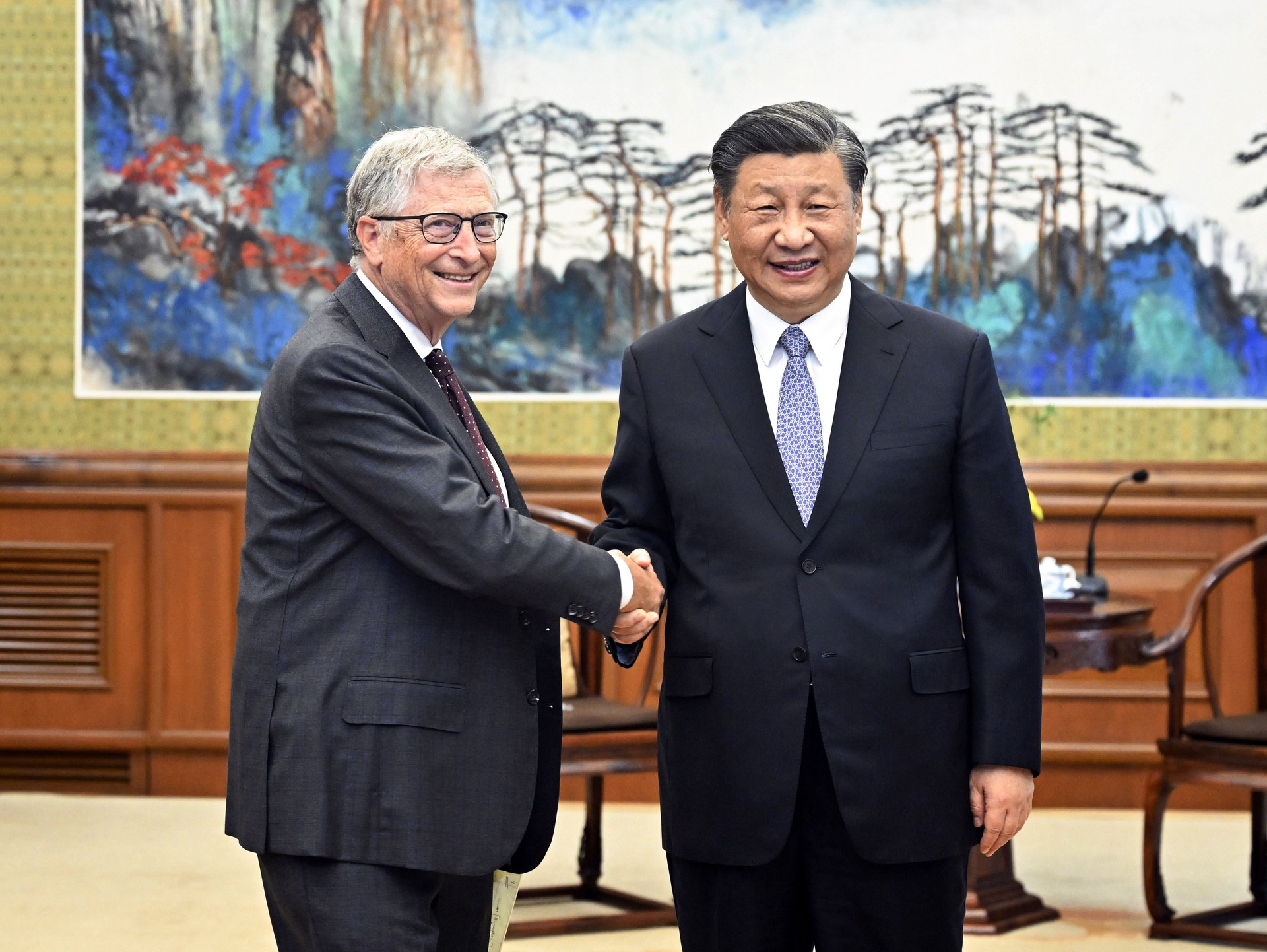 Политолог: Встреча Си Цзиньпина с Гейтсом связана с желанием Китая получить технологии
