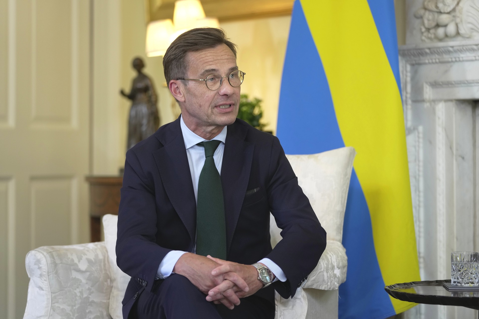 Премьер Швеции заявил, что Европе нужно создать сильную оборону, а не полагаться на США 
