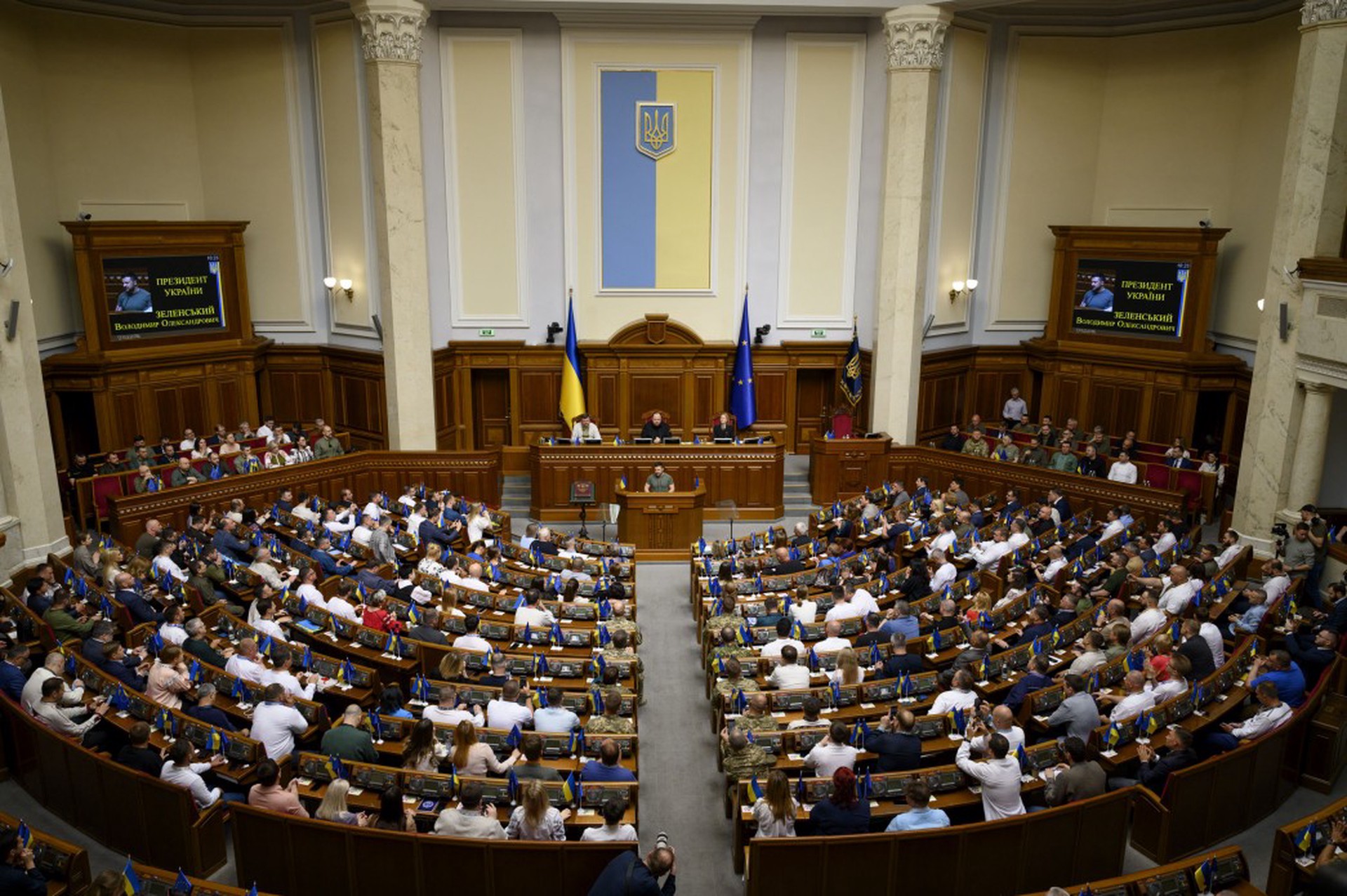 Юрчишин: США совершили «ошибочный шаг», предъявив Киеву список реформ