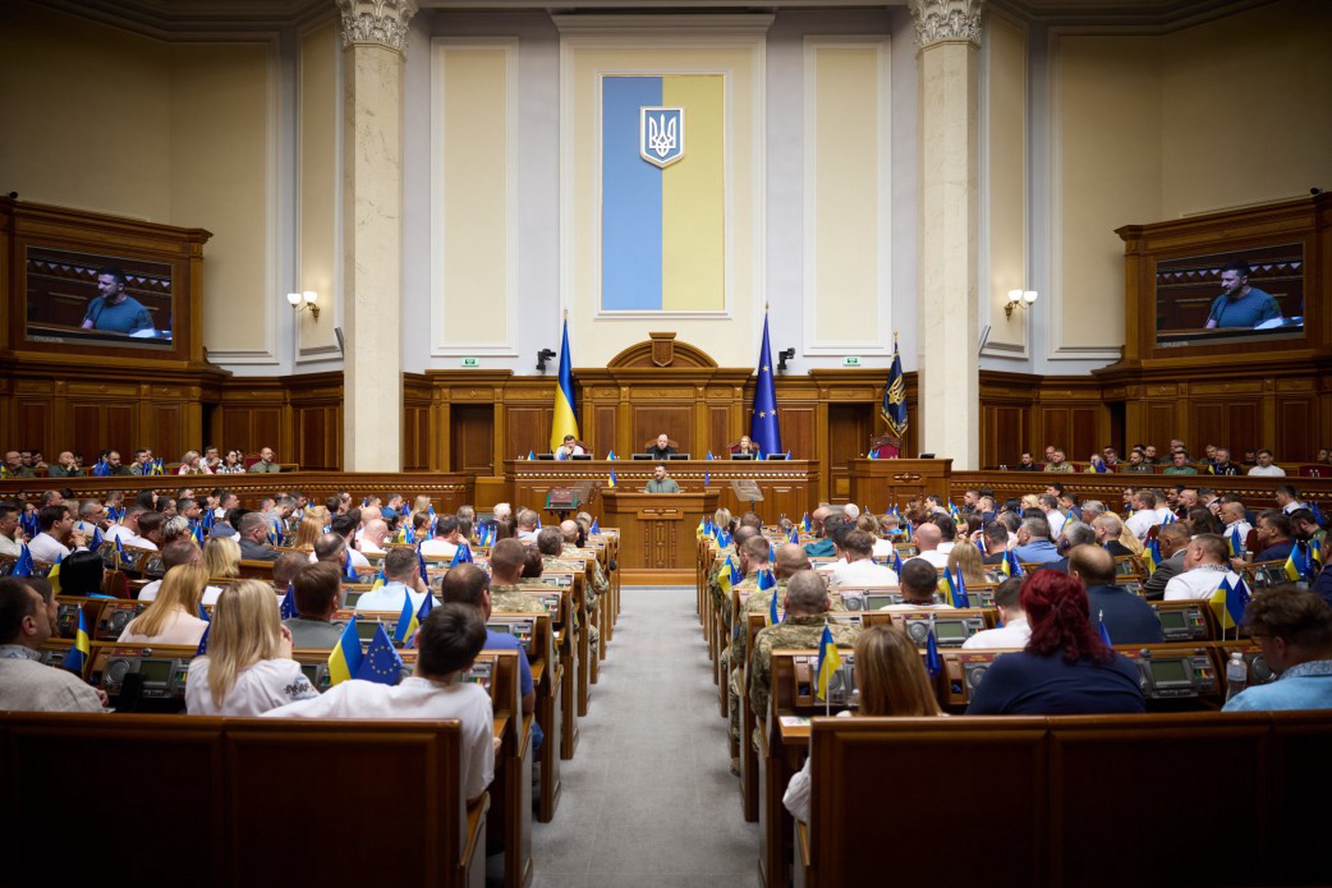 В Раде предупредили Киев о серьёзных проблемах: «Если не провал, то недоработка»
