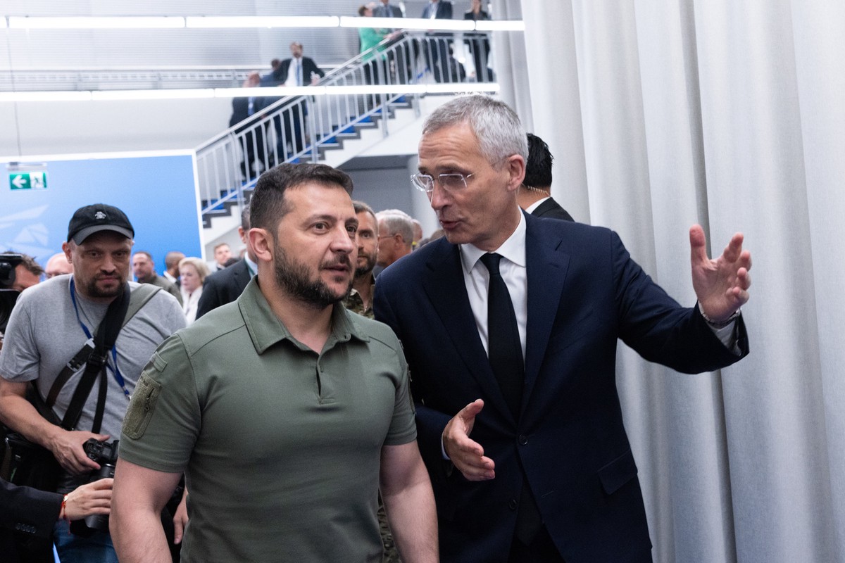 Риттер: НАТО убеждает Украину о наступлении лучшего момента заключить мир с РФ