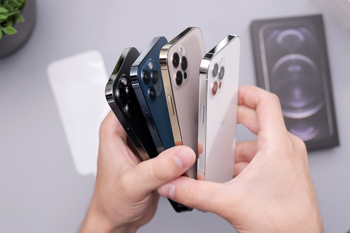 Минцифры хочет принудить Apple вернуть российские приложения в AppStore