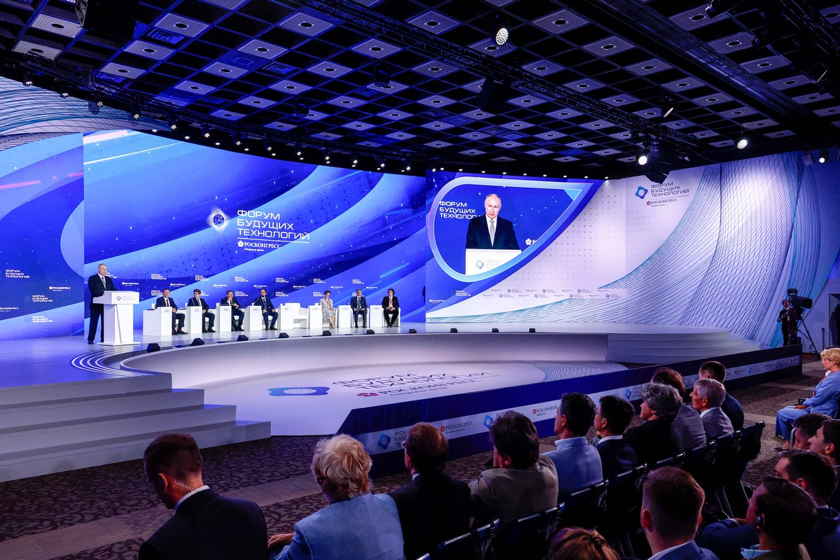 Путин объявил о возобновлении программы мегагрантов для исследователей