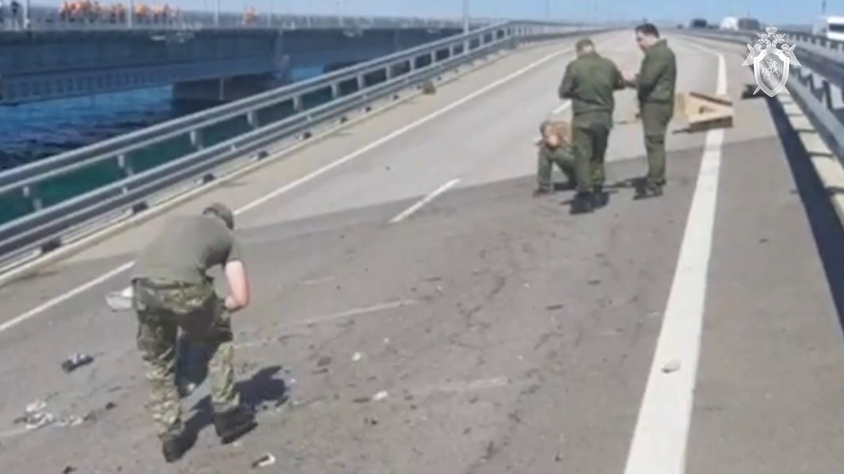Пострадавшую при атаке на Крымский мост девочку доставили на лечение в Москву