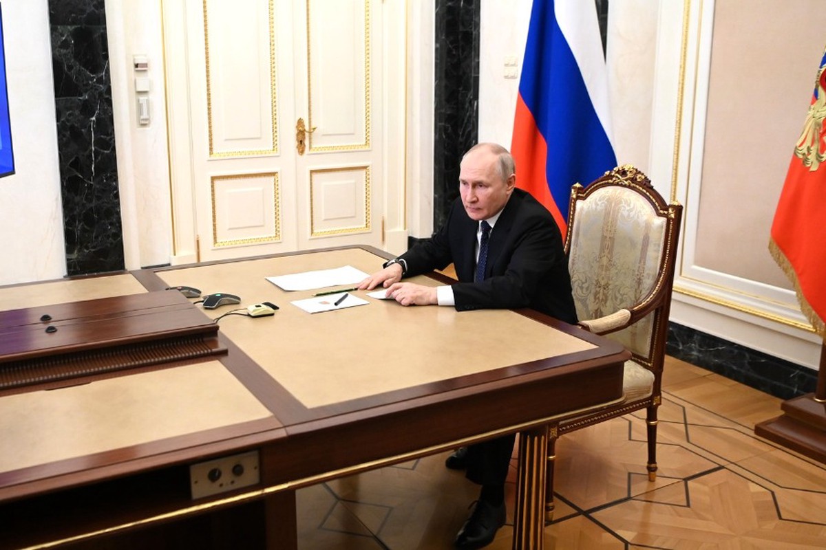 Путин заслушал доклад Шойгу и Герасимова о тренировке сил стратегического сдерживания