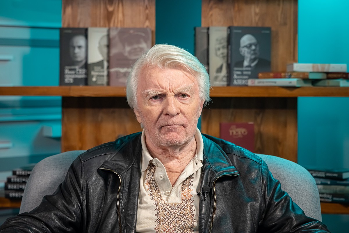 Юрий Назаров поддержал идею введения дресс-кода для артистов
