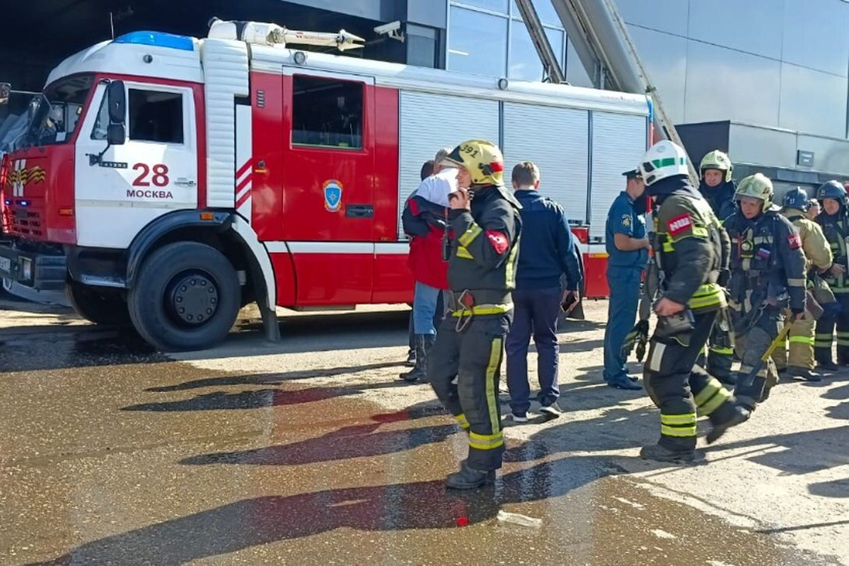 Следствие запросило арест инженера после гибели людей в ТЦ «Времена года»