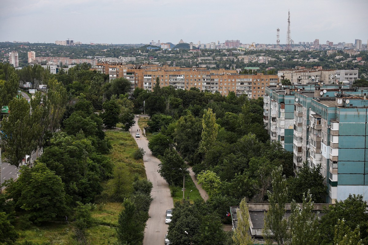 ВСУ обстреляли Донецк кассетными боеприпасами