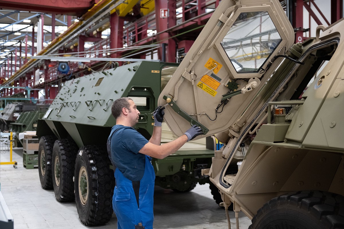 Немецкий концерн Rheinmetall начал учить ВСУ чинить танки Leopard