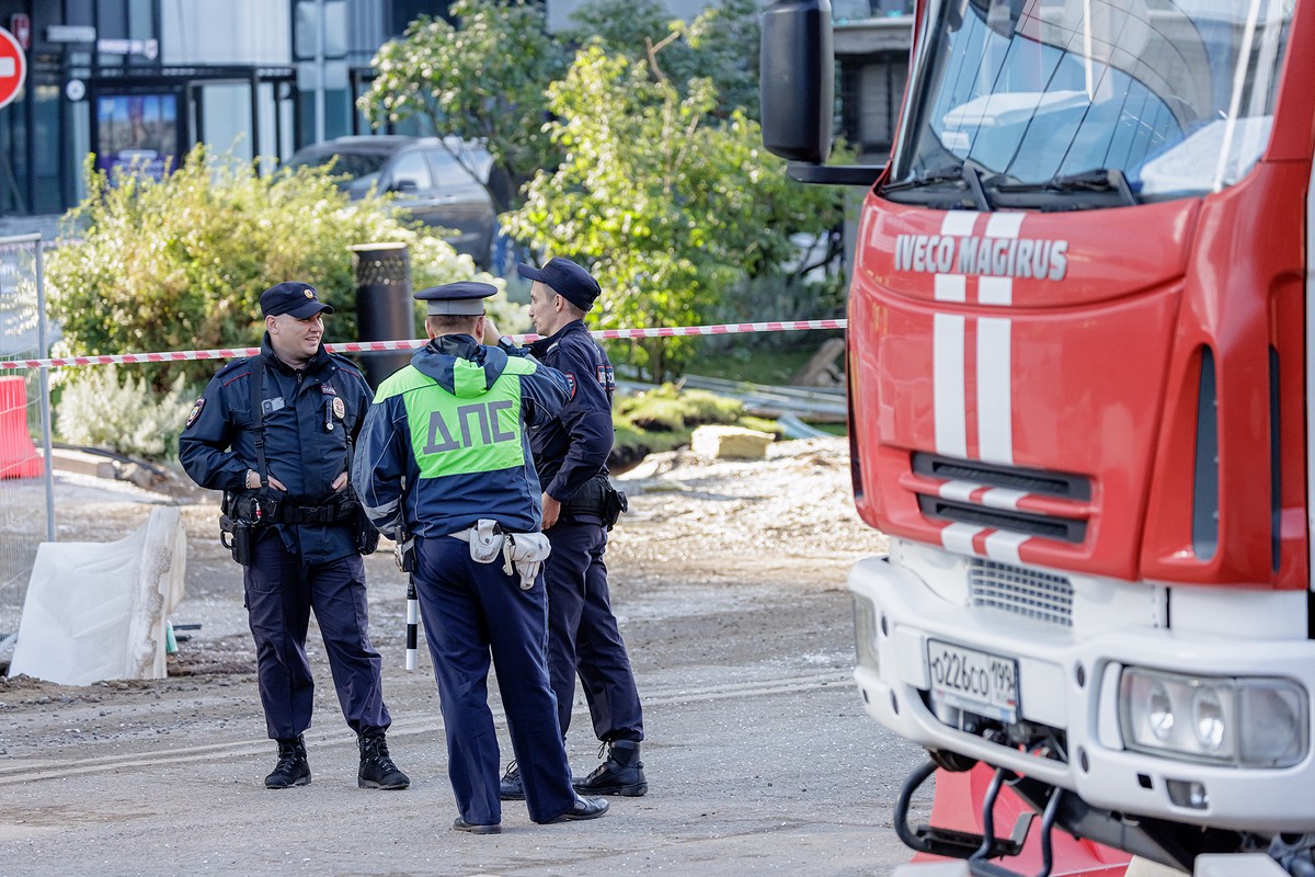 Два грузовика МЧС попали в ДТП на трассе М-4