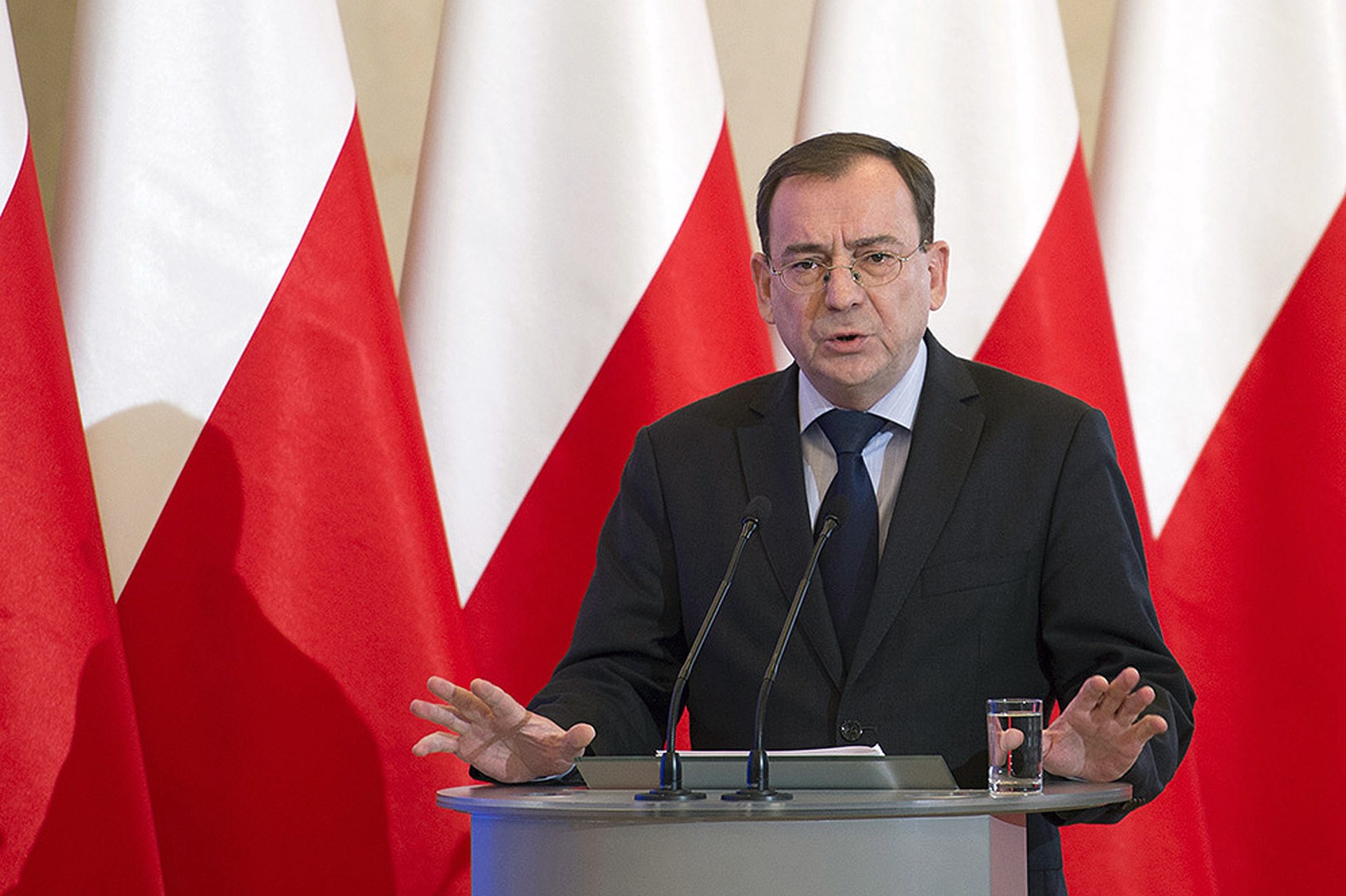Показательный премьер: почему разгорающийся в Польше кризис будет выгоден России
