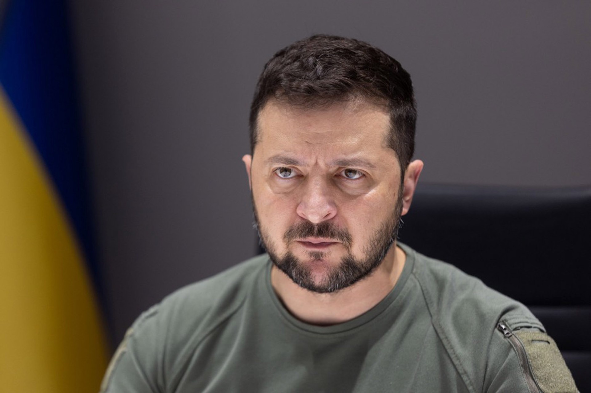 Зеленский пригрозил ответом соседним странам, отказавшимся от зерна Украины