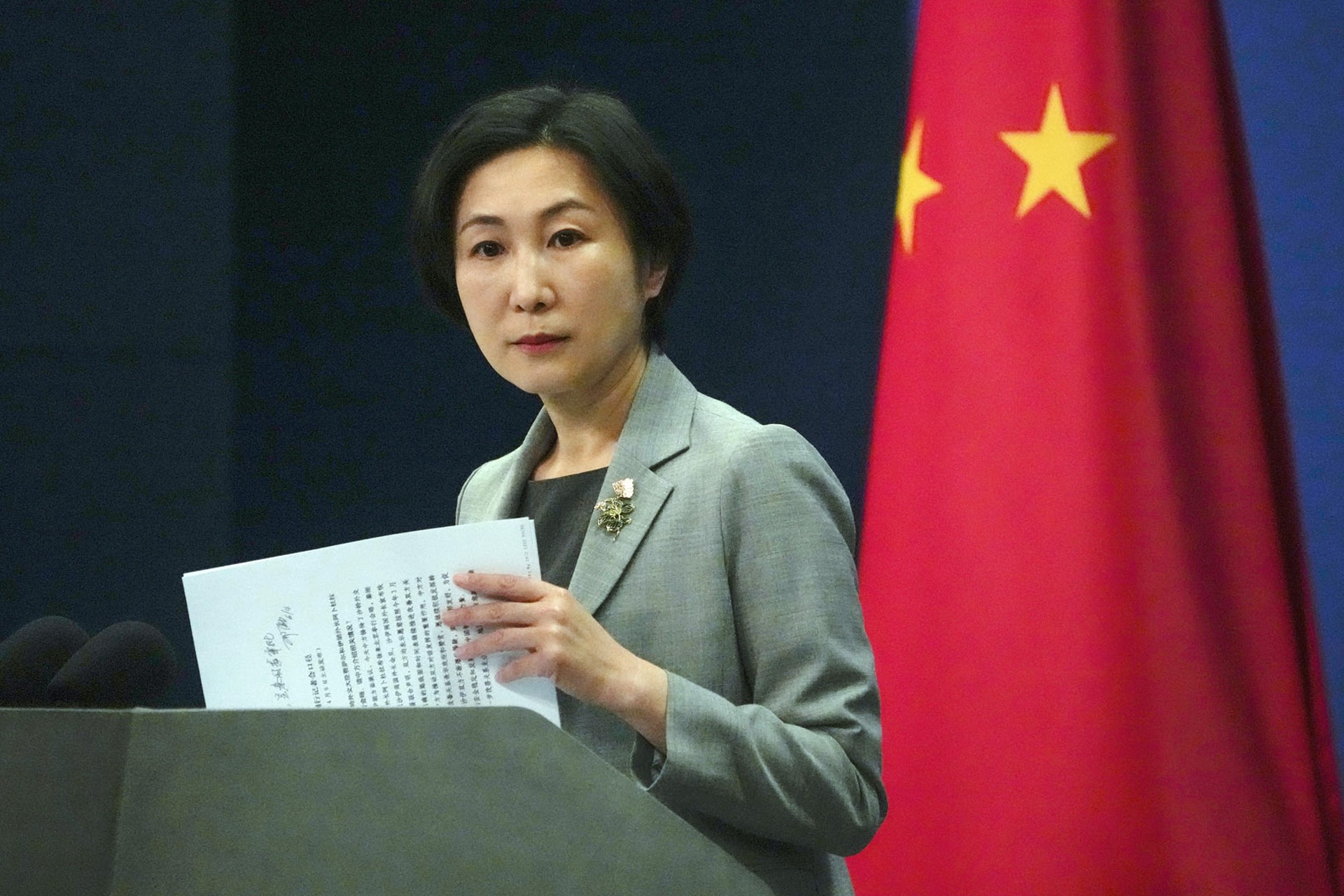 В МИД Китая не стали прямо отвечать на вопрос об участии в тайной встрече по «формуле Зеленского»