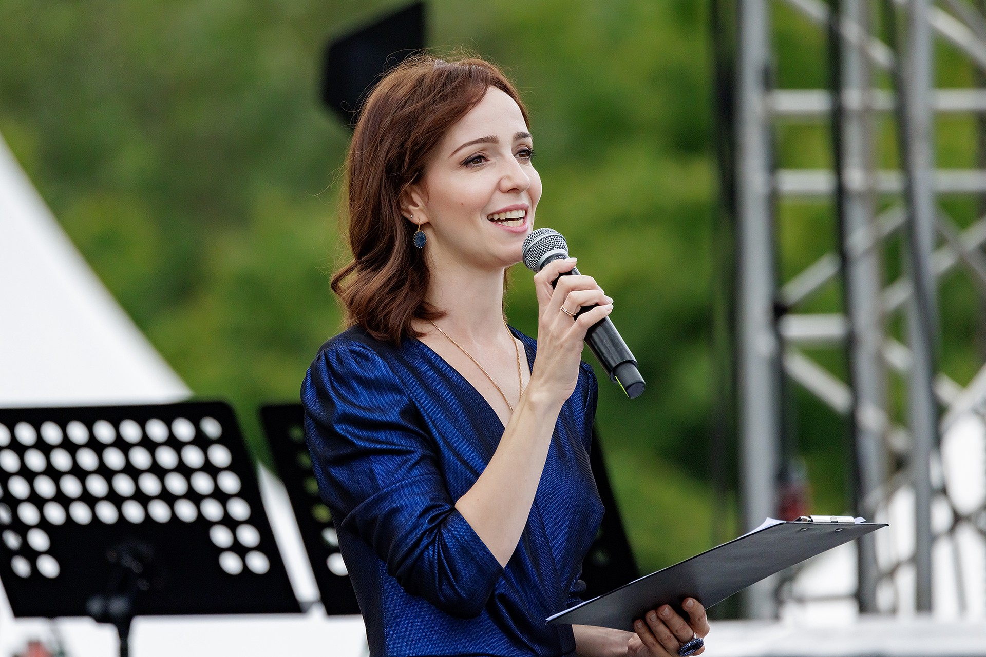 Актриса Ланская рассказала, как супруг относится к ее сыну от первого брака