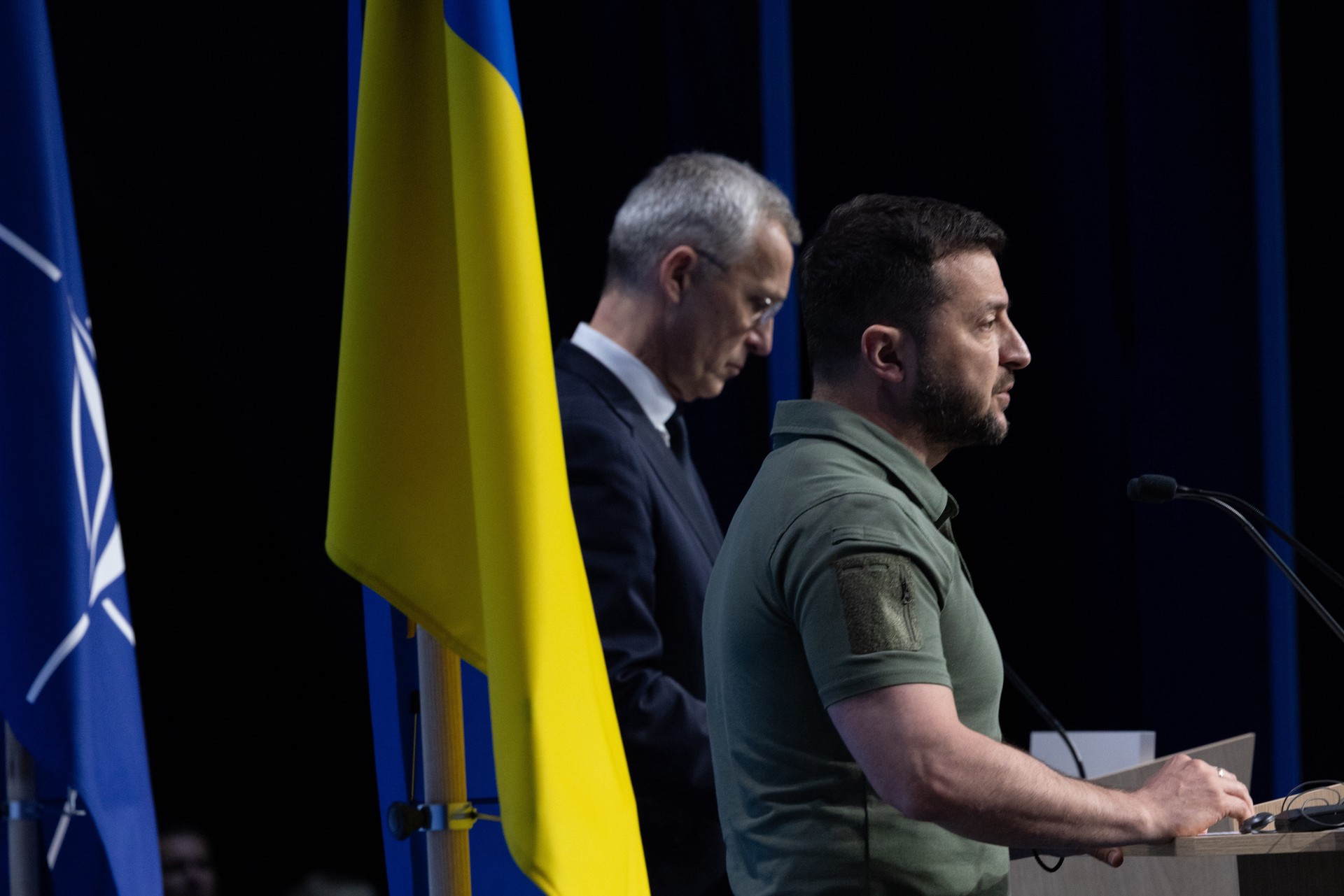 Столтенберг заявил, что ситуация на фронте на Украине остаётся чрезвычайно серьёзной
