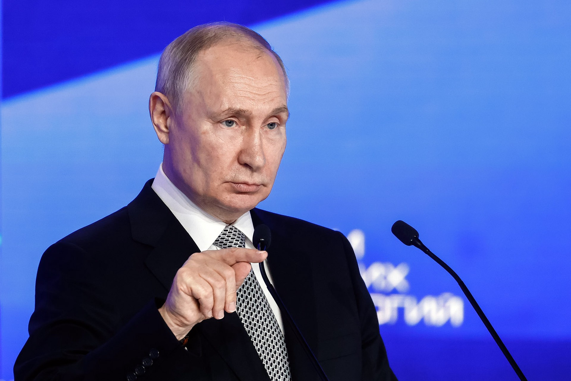 Путин заявил, что российские бойцы развеяли миф о неуязвимости техники Запада