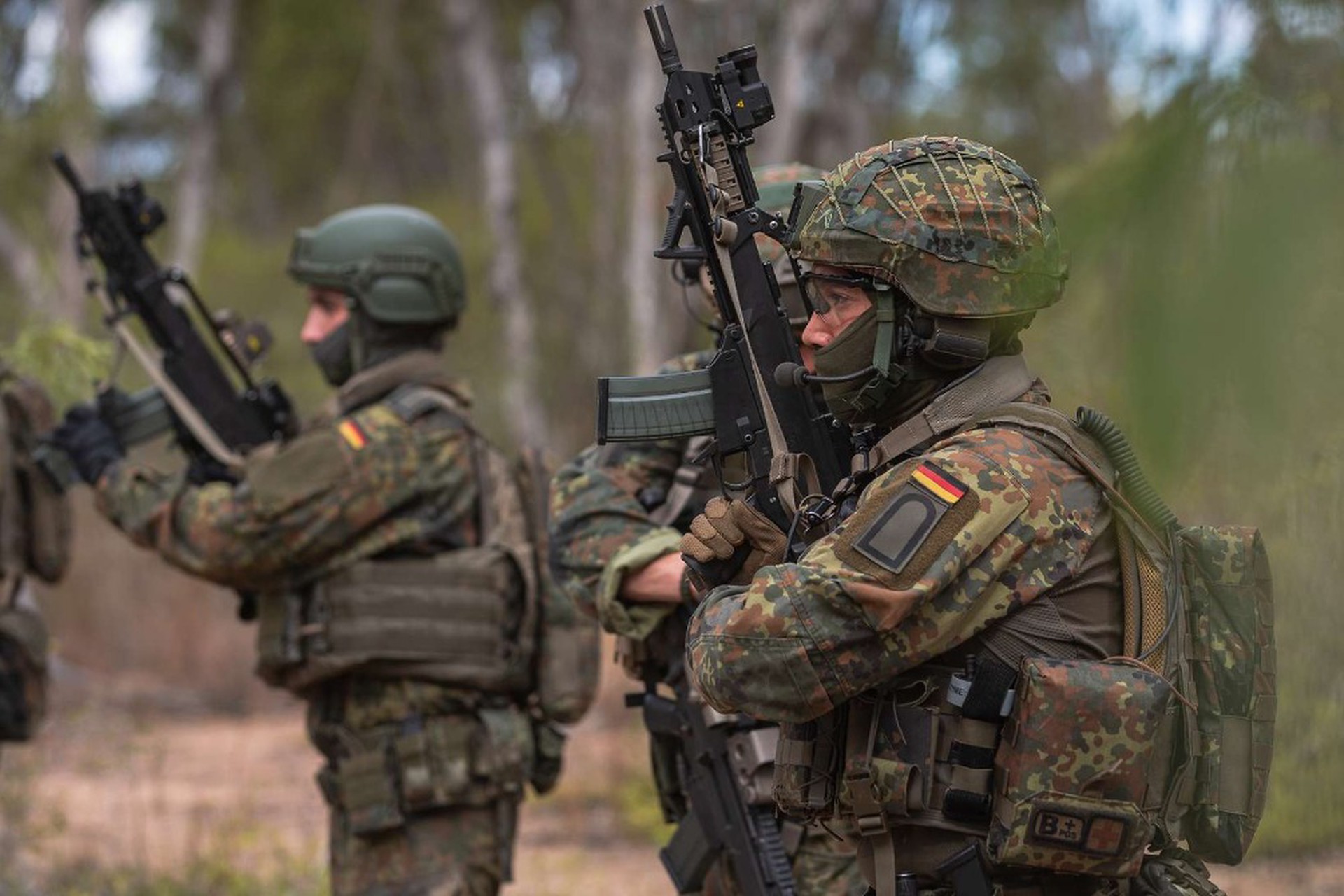 В Кремле заявили, что отправка солдат ФРГ в Литву создаёт очаги опасности у границ РФ