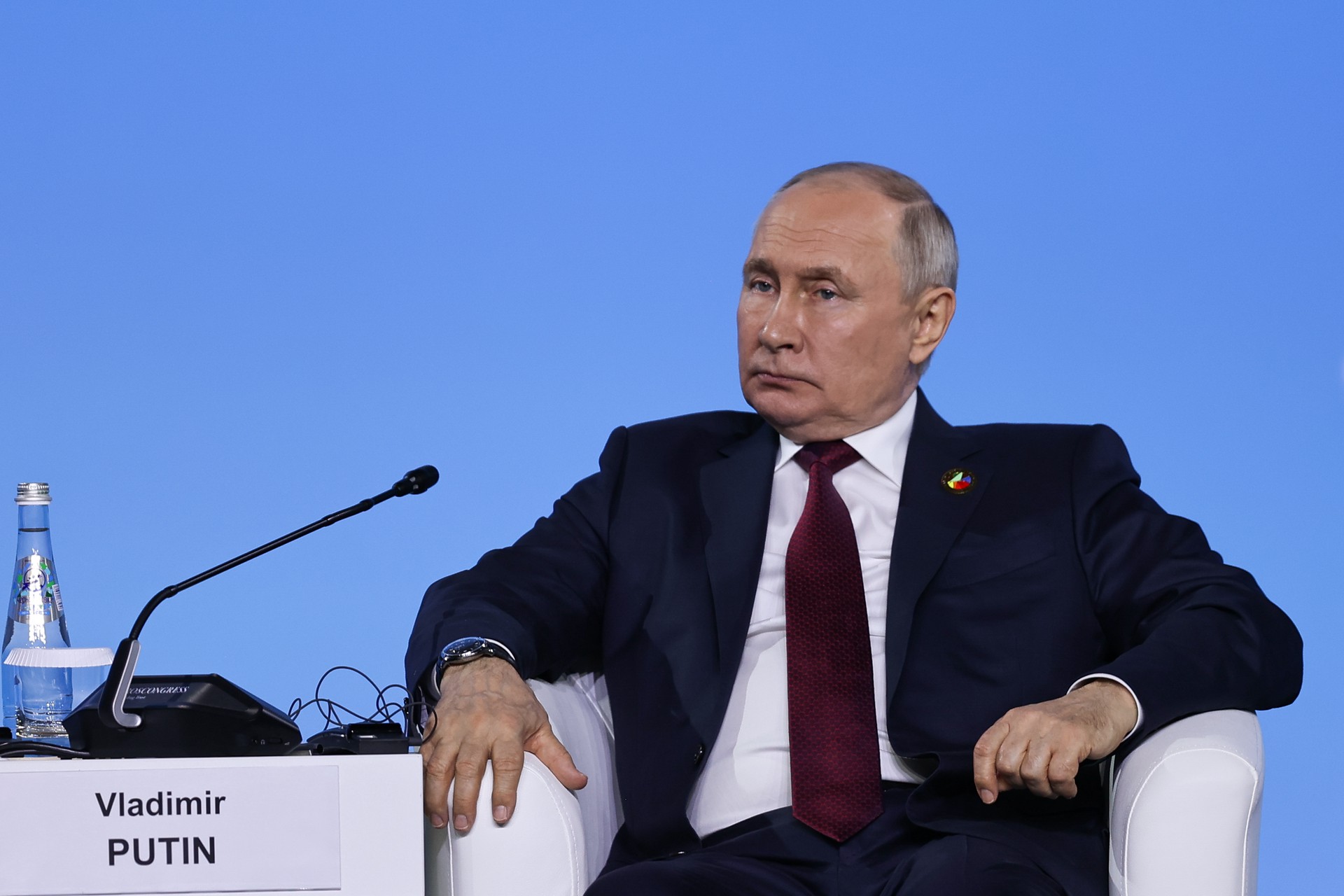 Путин: Россия не перестает быть союзником Армении