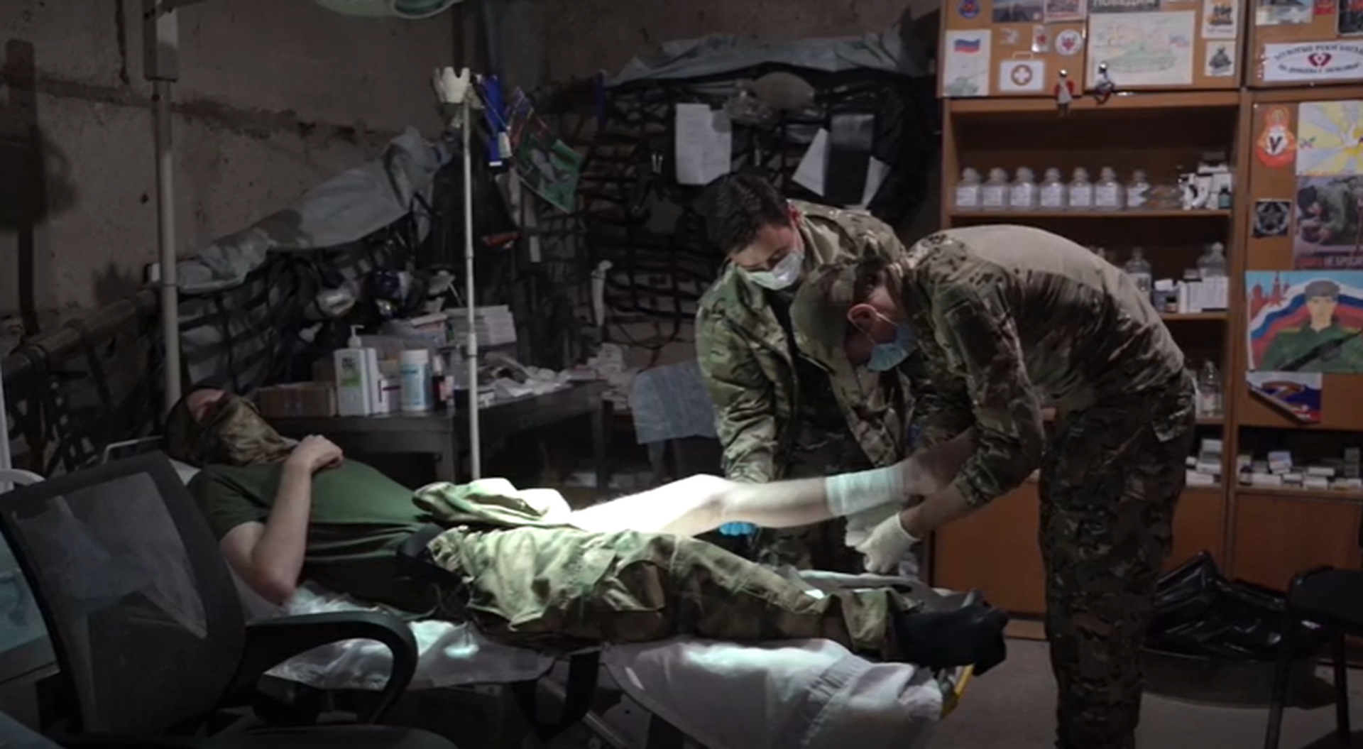 Минобороны показало работу военных медиков Западного военного округа в зоне СВО