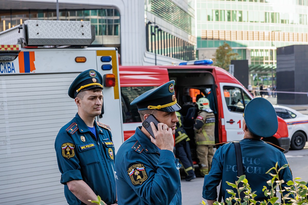 Из башен «Москва-Сити» эвакуировали людей после ложного звонка с угрозой 