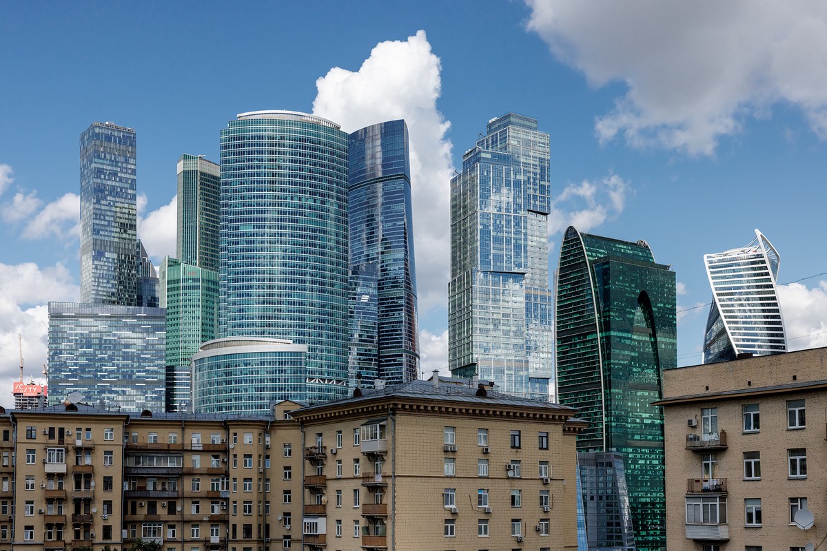 Кремль: угроза ударов беспилотников в Москве очевидна, принимаются меры