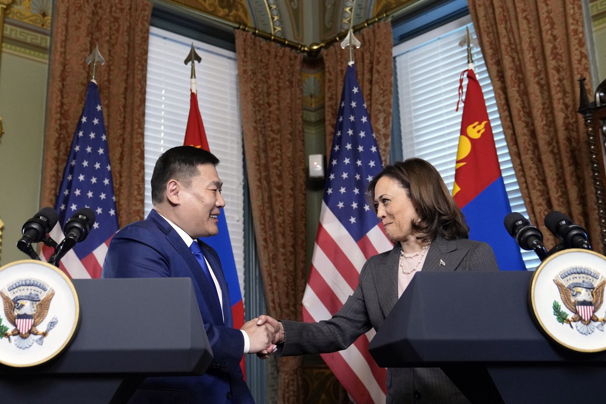 Проблемы да небо: зачем Монголия ищет новые связи с США