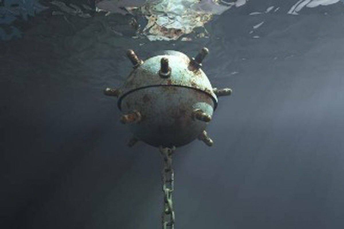 Возле пляжа в Севастополе обнаружена морская мина
