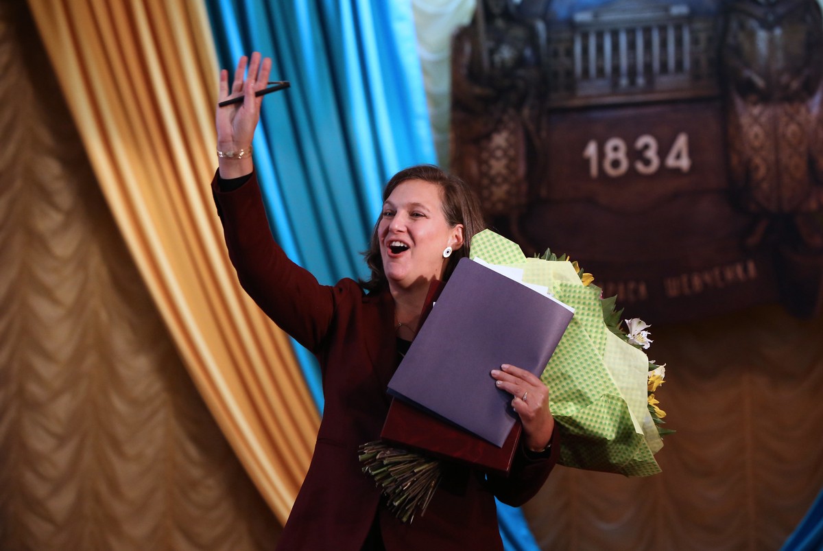 Американист объяснил, почему Нуланд решила покинуть пост замгоссекретаря США