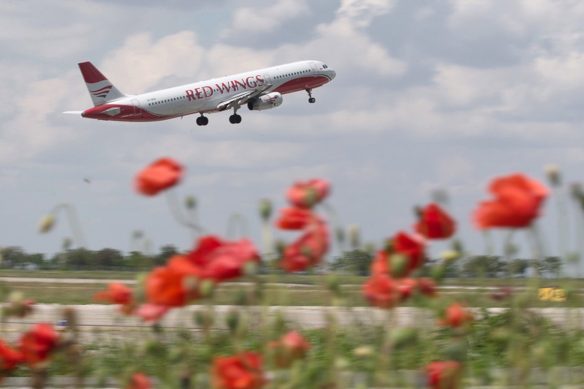 СК возбудил уголовное дело против авиакомпании Red Wings