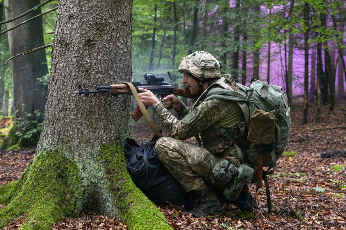 Экс-подполковник СБУ Прозоров: Украина хочет закончить боевые действия до зимы