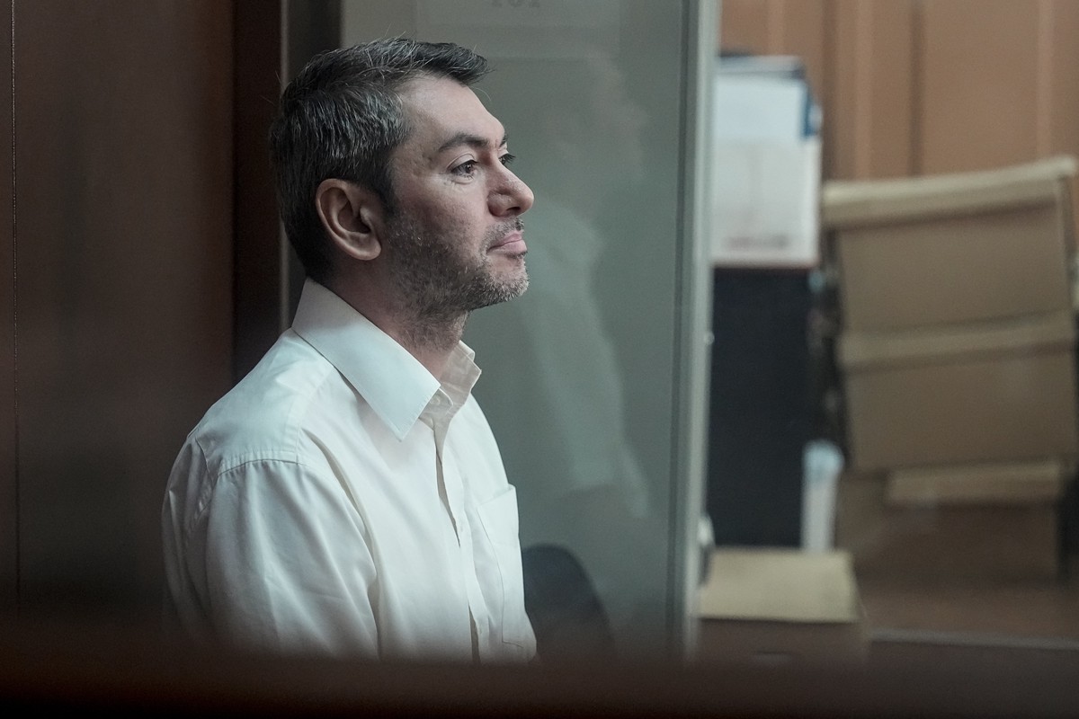 Басманный суд арестовал сопредседателя движения «Голос»* Григория Мельконьянца