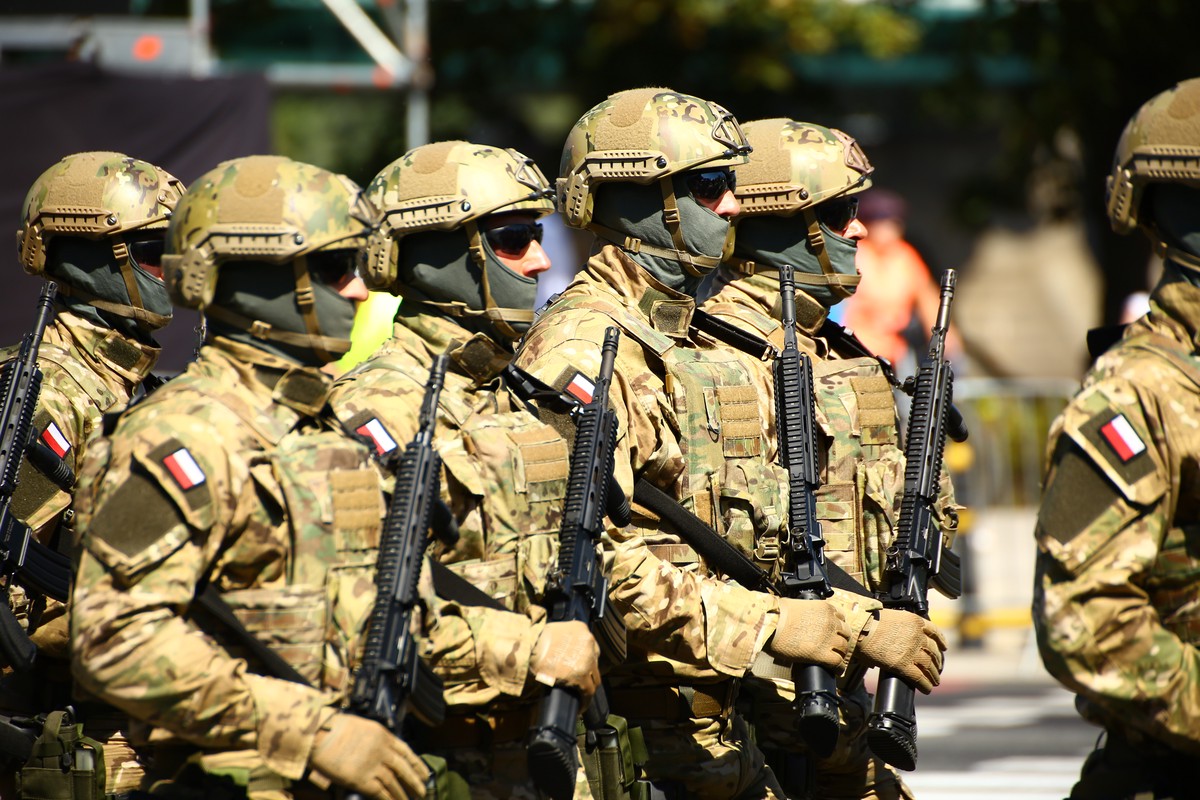 Ляхи для ремня: какие у Польши военные амбиции