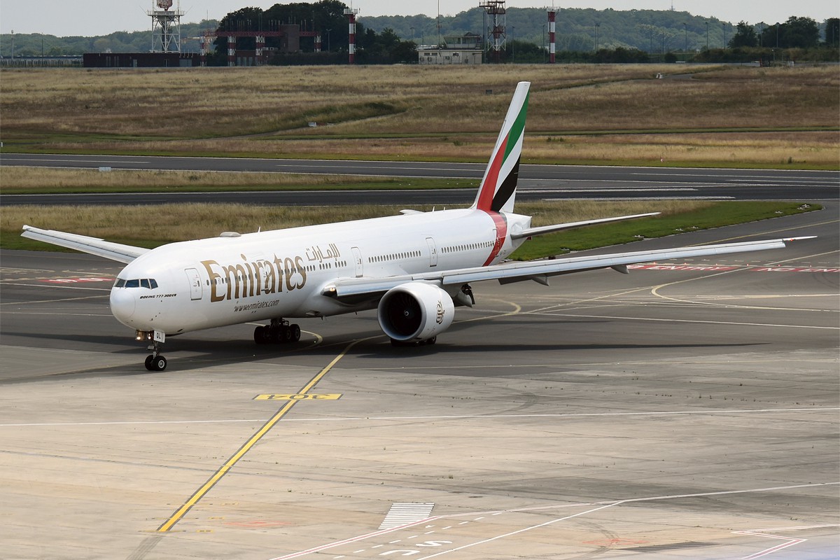 Авиакомпания Emirates не планирует приостанавливать полёты в РФ