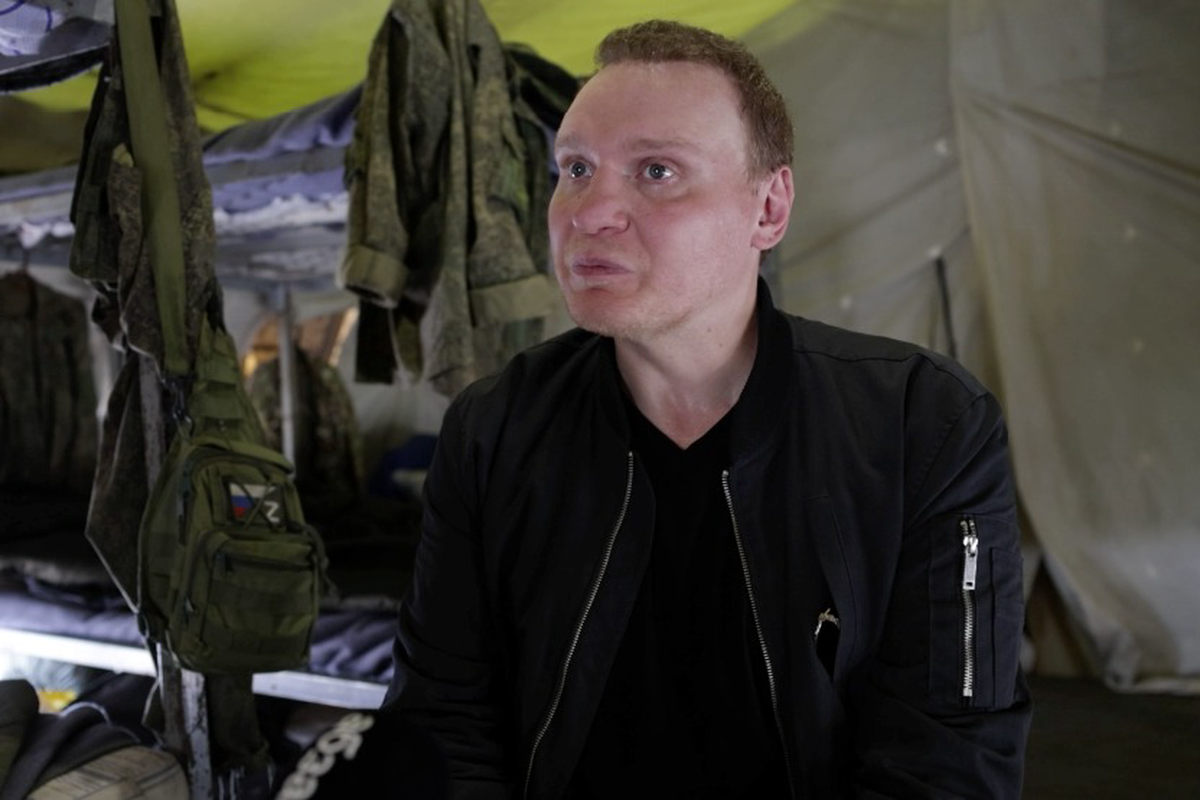 «Они заслуживают праздника»: иллюзионист Сафронов рассказал о выступлениях перед бойцами СВО