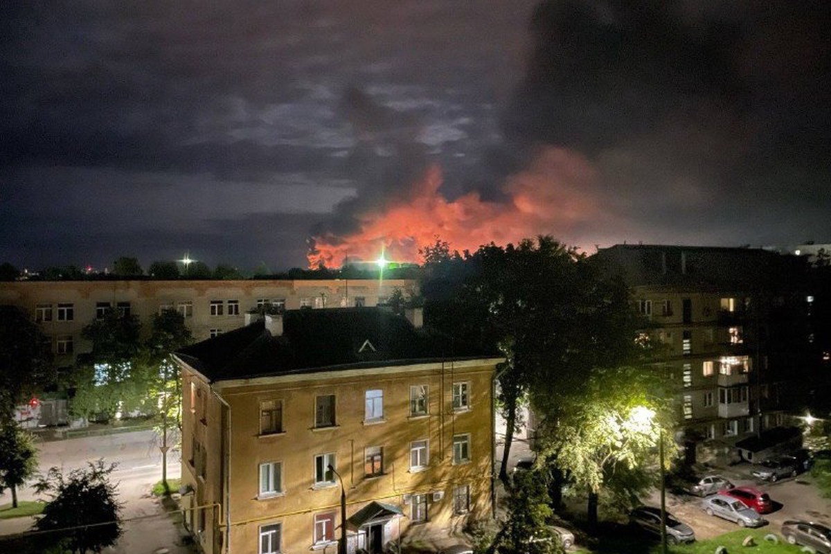 В Пскове устранили последствия атаки беспилотников на аэропорт