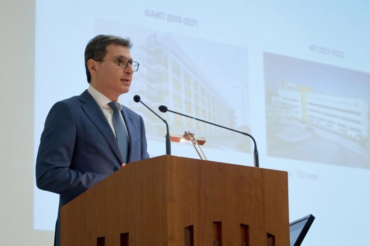 В Самаре задержали главу Минздрава региона и его заместителя