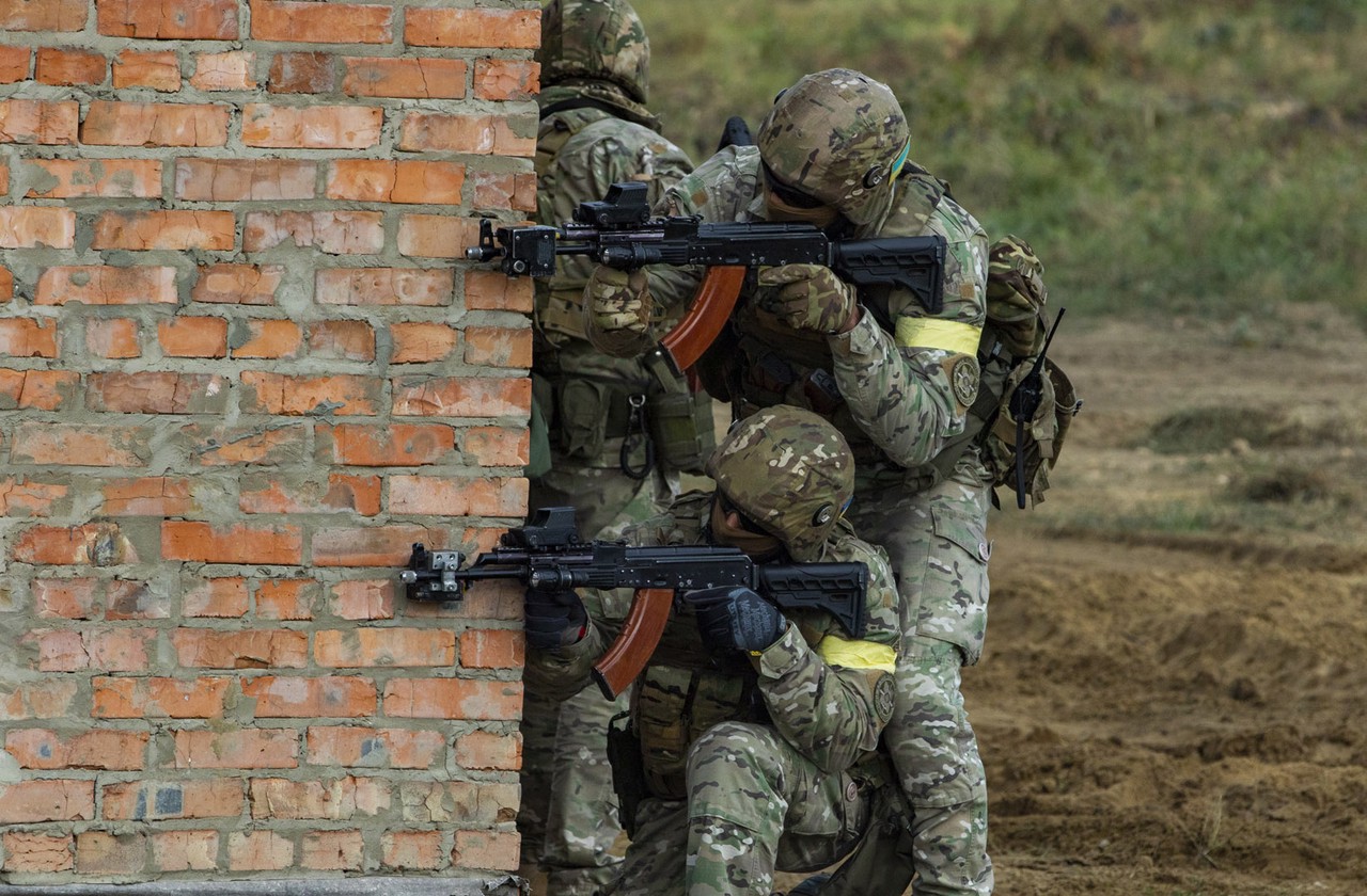 Американский инструктор усомнился в эффективности западной боевой доктрины